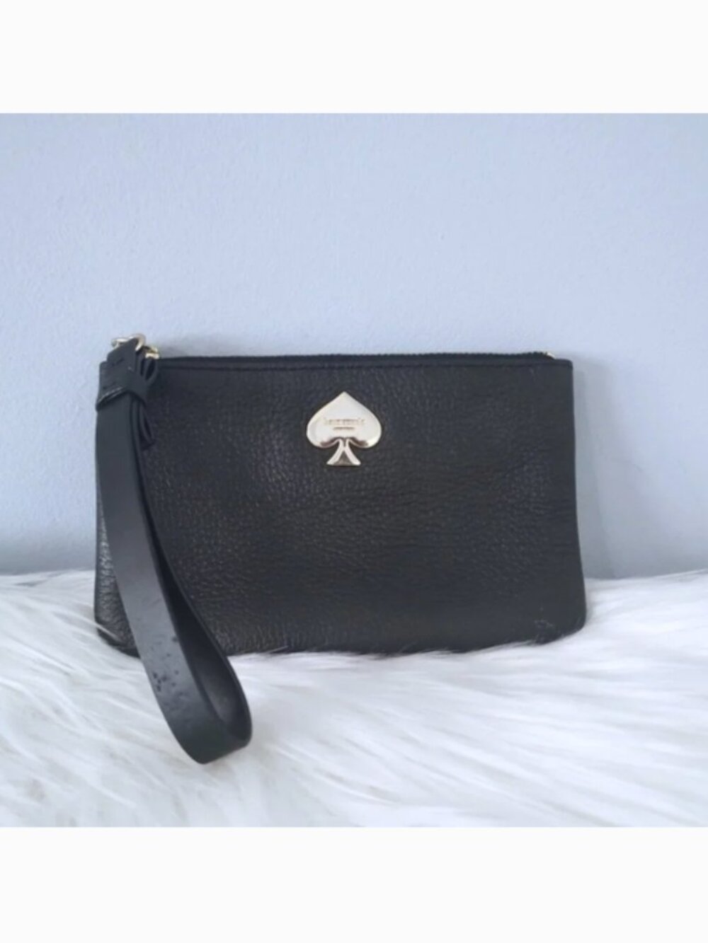 Kate Spade leather bow wristlet pouch clutch EUC